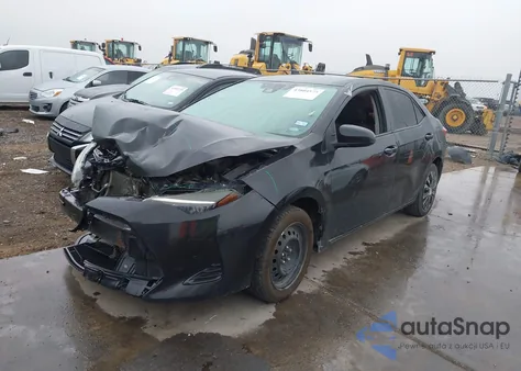 2017 Toyota Corolla Le z USA, uszkodzony, nr VIN 2T1BURHE0HC903798